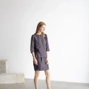 Classic Linen Blouse: Summer Casual Flax Top